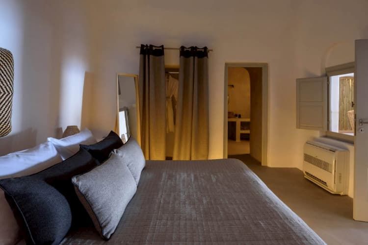 Villa Bedroom, Santorini villa bedroom