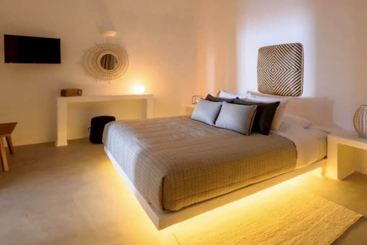 luxury bedroom, Villa luxury bedroom, Santorini villa