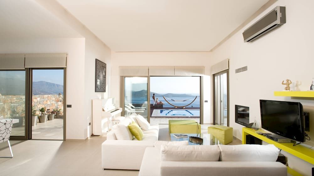 Luxury Villa Crete, Luxury villa Elounda White Pearl.